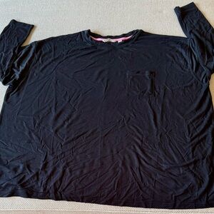 Isaac Mizrahi Black and Pink Trim Shirt